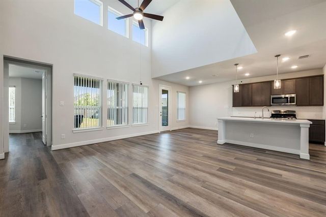 20914 Kadefield Dr, Cypress, TX 77433