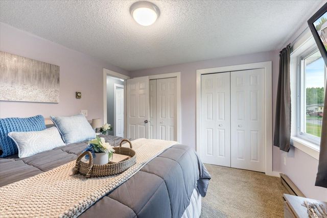 808 Center Drive NW, Chisholm, MN 55719