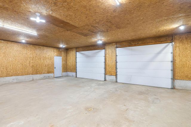 808 Center Drive NW, Chisholm, MN 55719