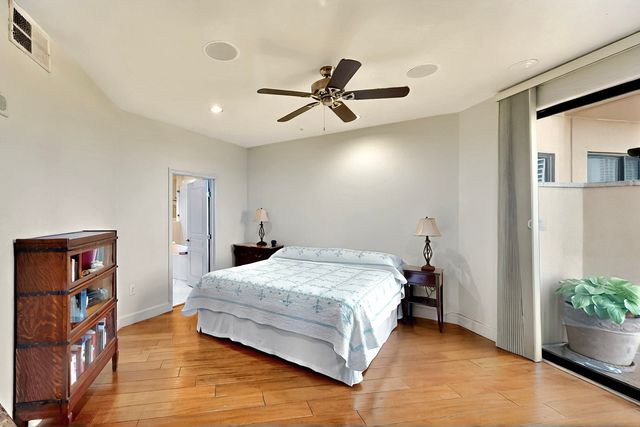 330 Las Colinas Boulevard E 602, Irving, TX 75039