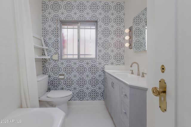 301 W Holly Street, Phoenix, AZ 85003