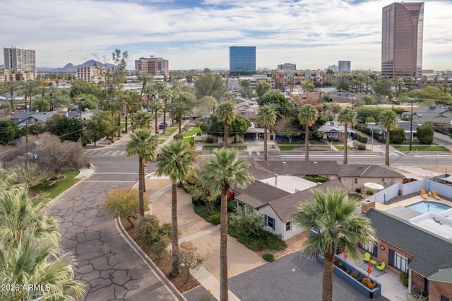 301 W Holly Street, Phoenix, AZ 85003