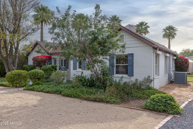 301 W Holly Street, Phoenix, AZ 85003