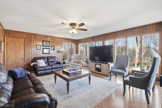 309 North Rd, Chester Twp., NJ 07930