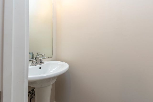 185 HERITAGE LAKE DR, Memphis, TN 38109