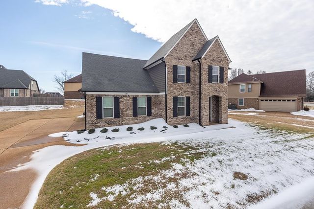 185 HERITAGE LAKE DR, Memphis, TN 38109