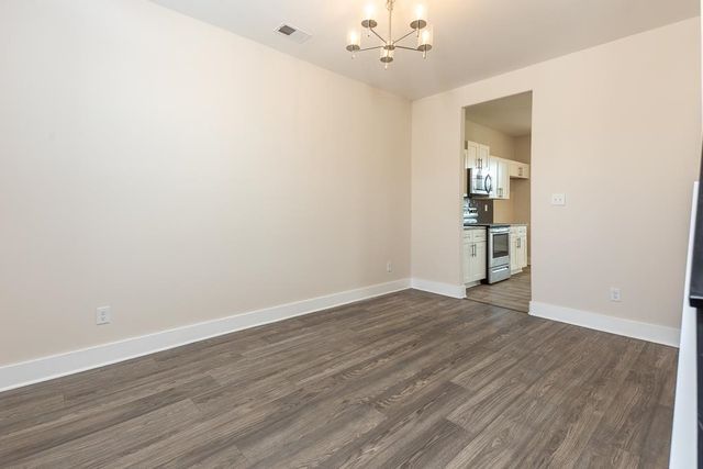 185 HERITAGE LAKE DR, Memphis, TN 38109