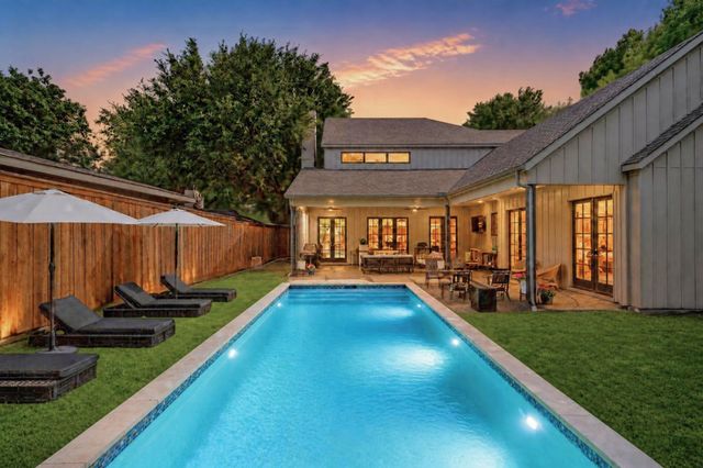 3867 Van Ness Lane, Dallas, TX 75220