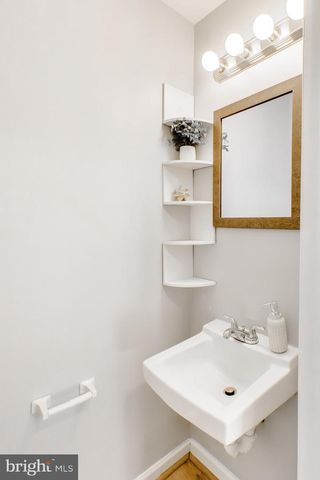 2557 KINGSWOOD CT, Woodbridge, VA 22192