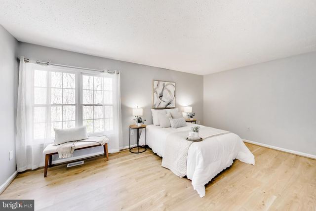 2557 KINGSWOOD CT, Woodbridge, VA 22192