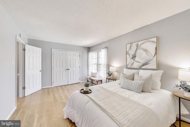 2557 KINGSWOOD CT, Woodbridge, VA 22192