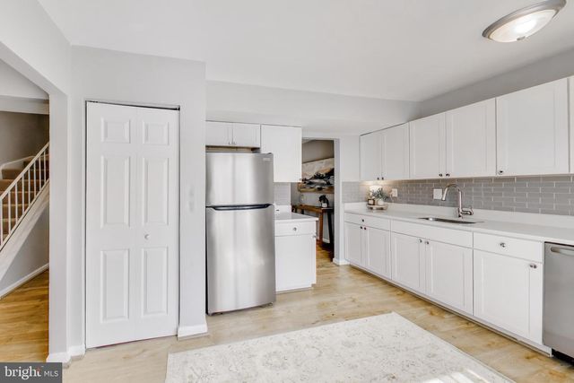 2557 KINGSWOOD CT, Woodbridge, VA 22192