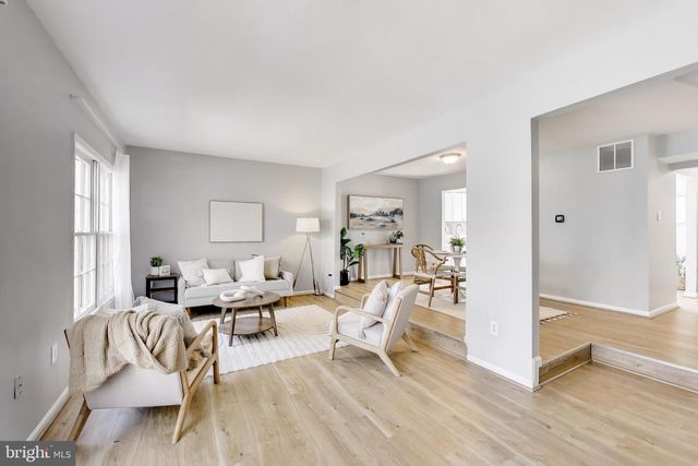 2557 KINGSWOOD CT, Woodbridge, VA 22192