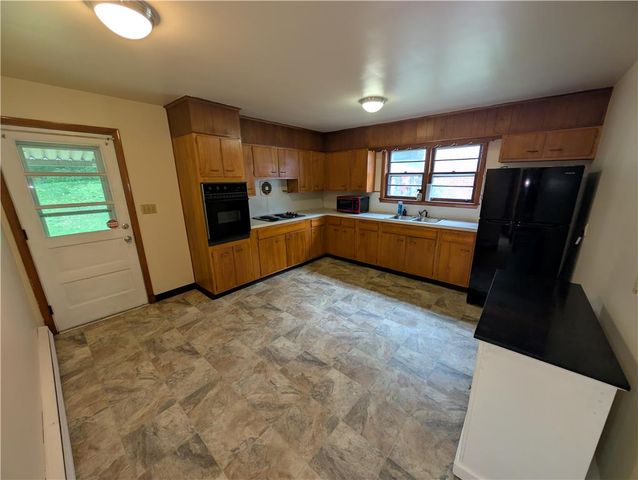 943 Moravia Street, Bethlehem City, PA 18015