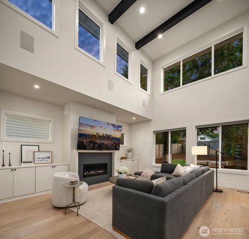 2009 166th Place NE, Bellevue, WA 98008