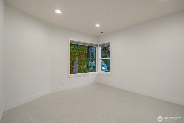 2009 166th Place NE, Bellevue, WA 98008