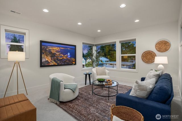 2009 166th Place NE, Bellevue, WA 98008