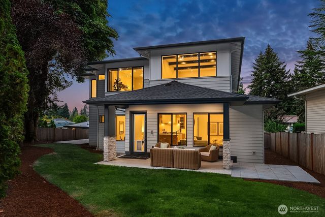 2009 166th Place NE, Bellevue, WA 98008