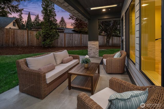 2009 166th Place NE, Bellevue, WA 98008