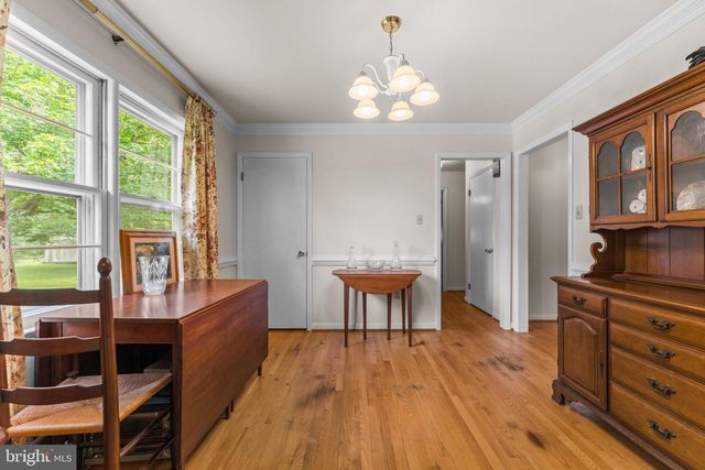 3 S HUGHES ST, Hamilton, VA 20158