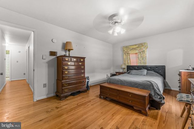 3 S HUGHES ST, Hamilton, VA 20158