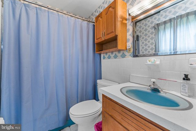 3 S HUGHES ST, Hamilton, VA 20158