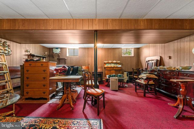 3 S HUGHES ST, Hamilton, VA 20158
