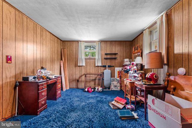 3 S HUGHES ST, Hamilton, VA 20158