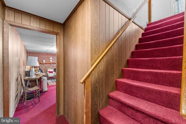 3 S HUGHES ST, Hamilton, VA 20158