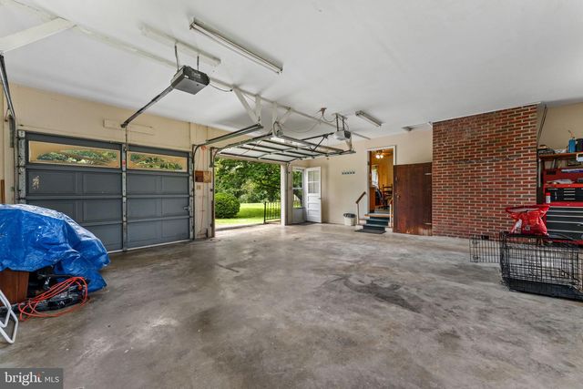 3 S HUGHES ST, Hamilton, VA 20158