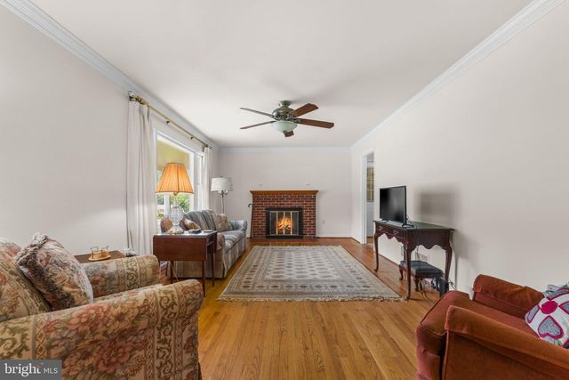 3 S HUGHES ST, Hamilton, VA 20158