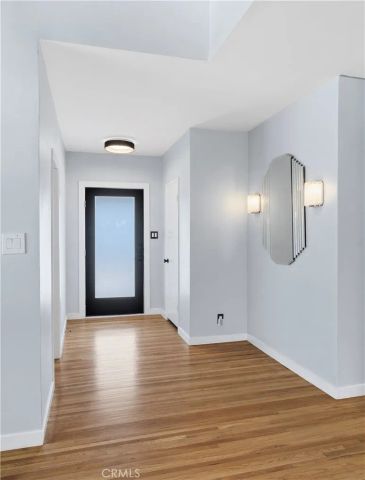 5650 Maynard, Los Angeles, CA 91367