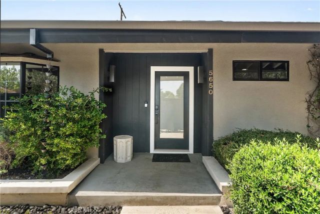 5650 Maynard, Los Angeles, CA 91367