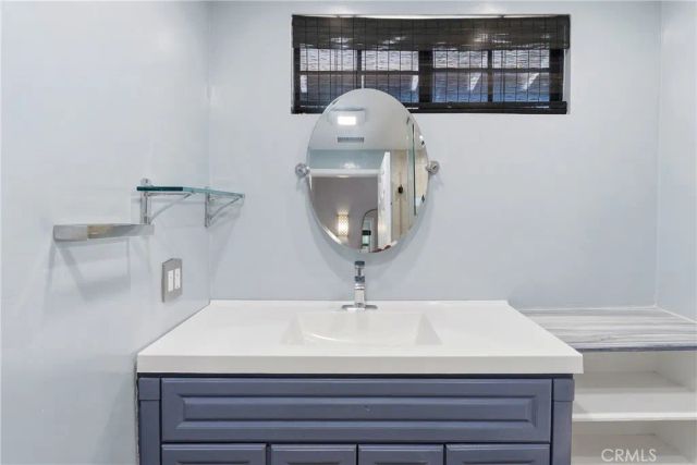 5650 Maynard, Los Angeles, CA 91367