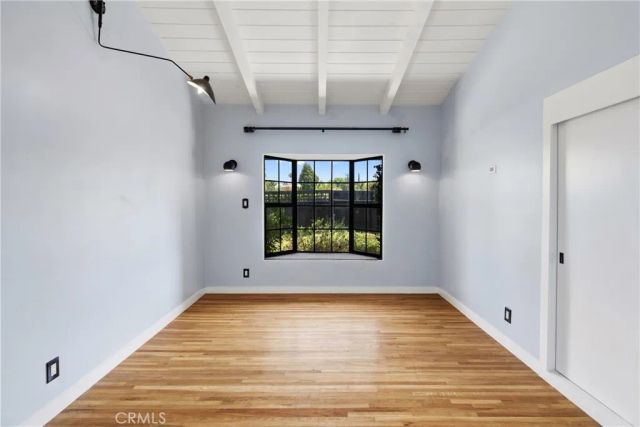 5650 Maynard, Los Angeles, CA 91367