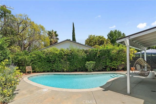 5650 Maynard, Los Angeles, CA 91367