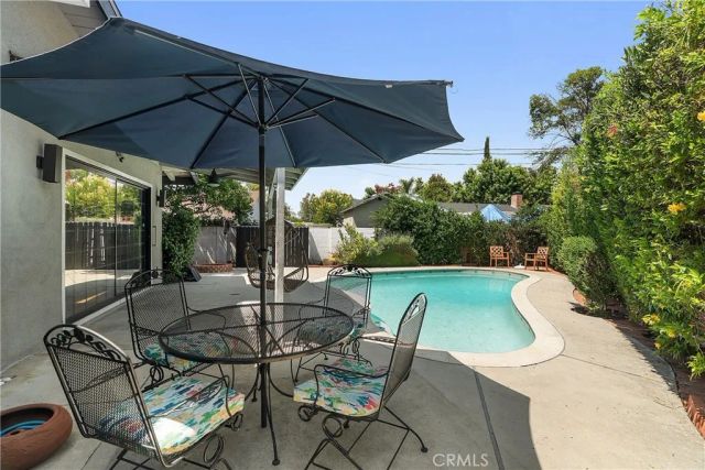 5650 Maynard, Los Angeles, CA 91367