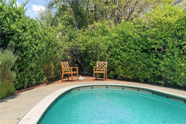 5650 Maynard, Los Angeles, CA 91367