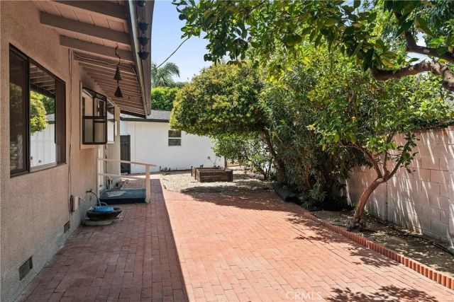 5650 Maynard, Los Angeles, CA 91367