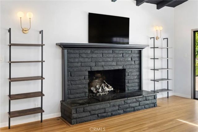 5650 Maynard, Los Angeles, CA 91367