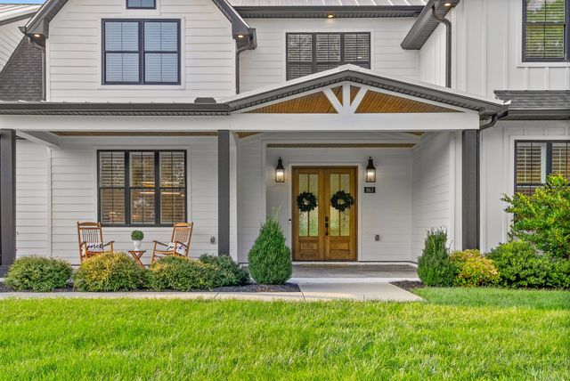 863 Shady Bluff Trail, Clarksville, TN 37043