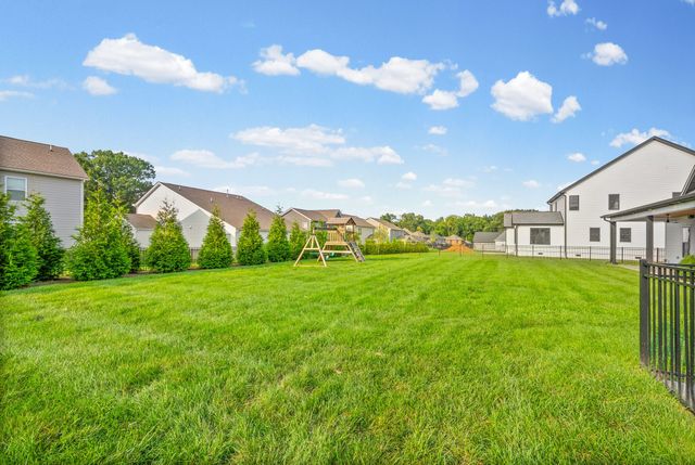 863 Shady Bluff Trail, Clarksville, TN 37043