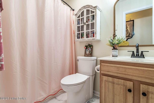 801 Justin Trail, Mt Washington, KY 40047