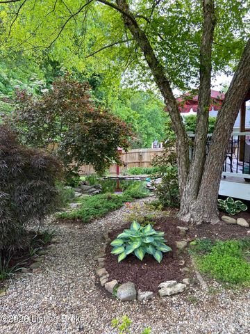 801 Justin Trail, Mt Washington, KY 40047