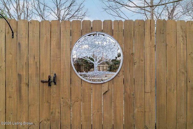 801 Justin Trail, Mt Washington, KY 40047