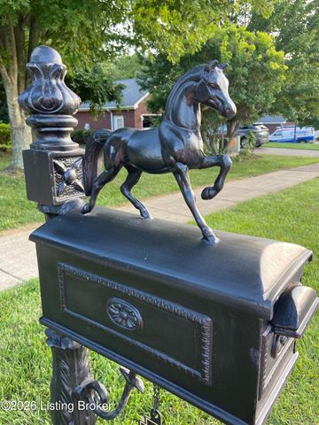 801 Justin Trail, Mt Washington, KY 40047