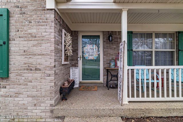 801 Justin Trail, Mt Washington, KY 40047