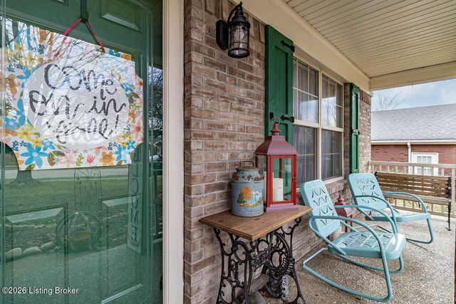 801 Justin Trail, Mt Washington, KY 40047