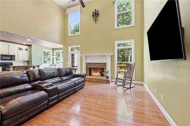 4829 Old Pendergrass Road, Jefferson, GA 30549