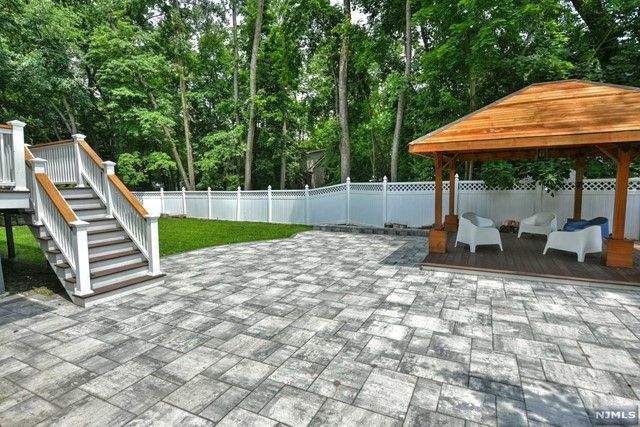 770 Pascack Road, Paramus, NJ 07652